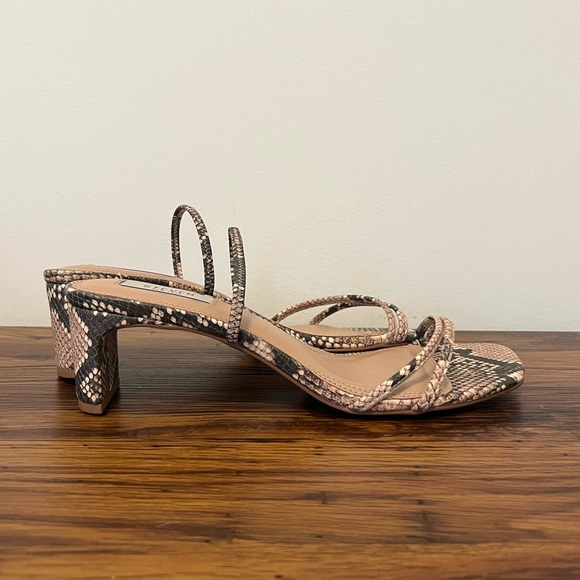 New STEVEN New York Snake Skin Ankle Strap Heels 10 - Picture 3 of 5